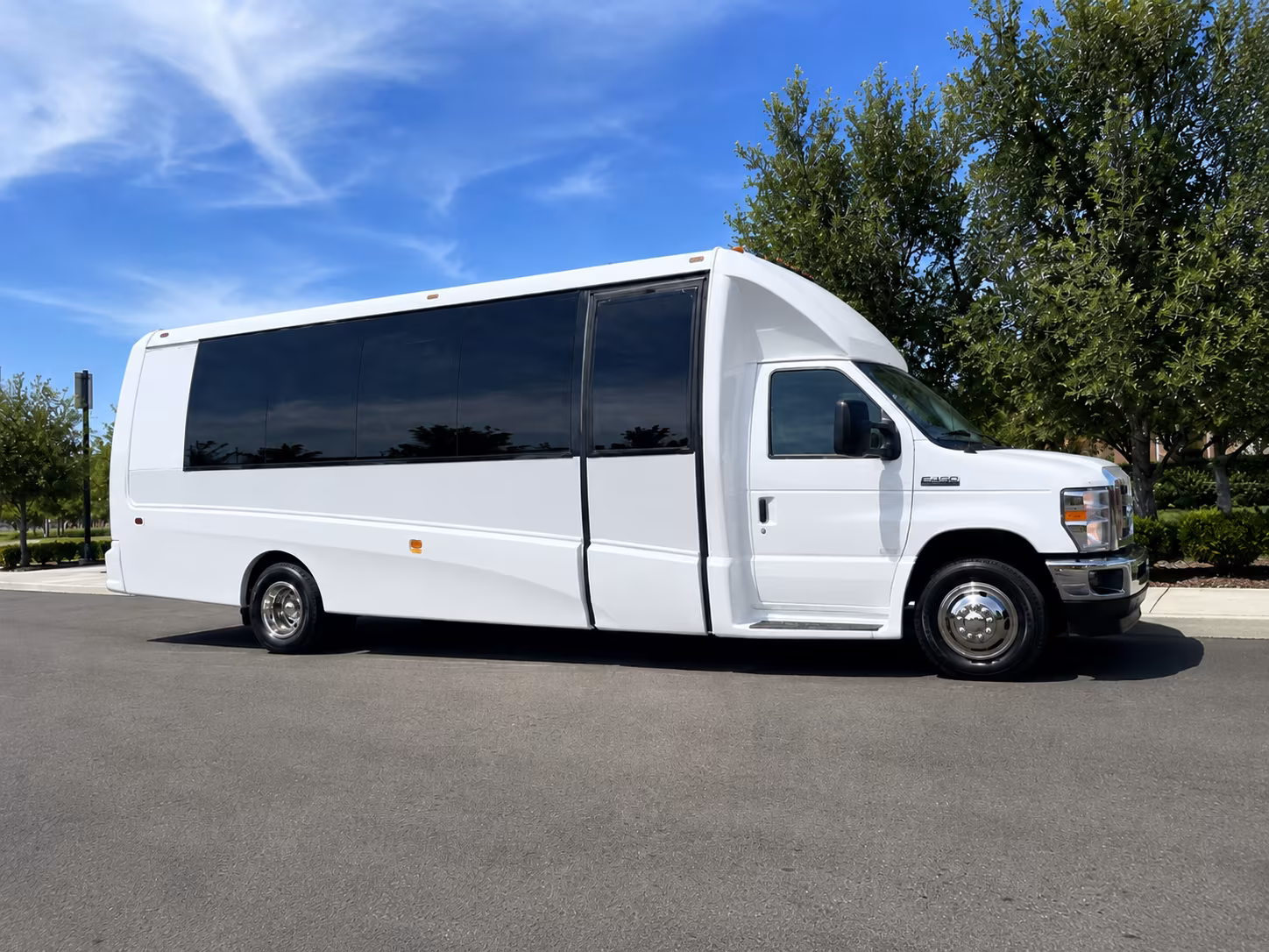 shuttle your guests between tri cities hotels and your kennewick venue