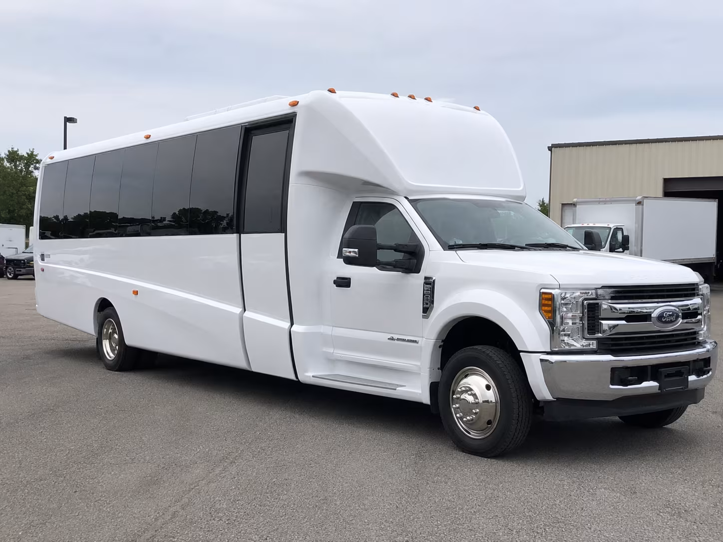 yakima long distance charter bus rentals for your group